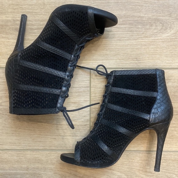 Joie | Sharie | Black Laser Cut Snake Lace‎ Up Pumps - Picture 4 of 13